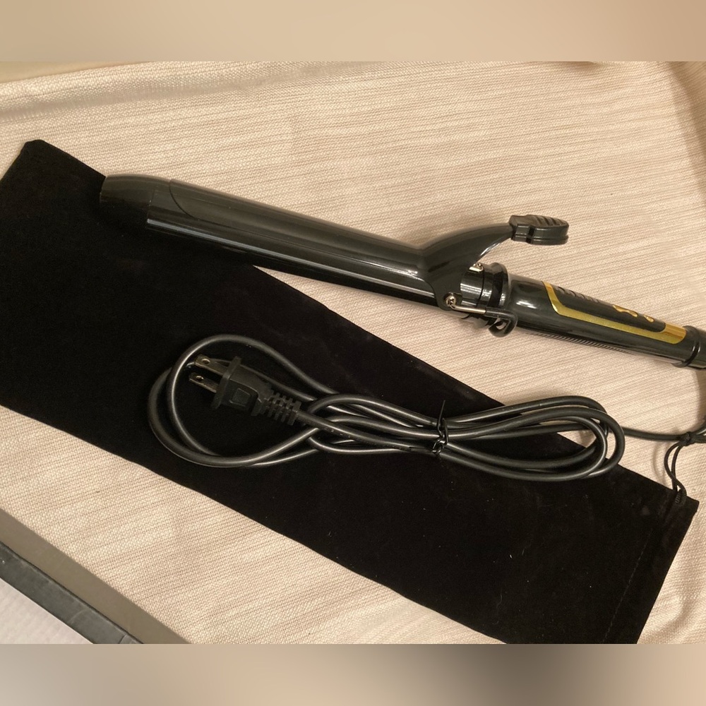 Black Curling Wand for Women Hair - Professional Styling Iron